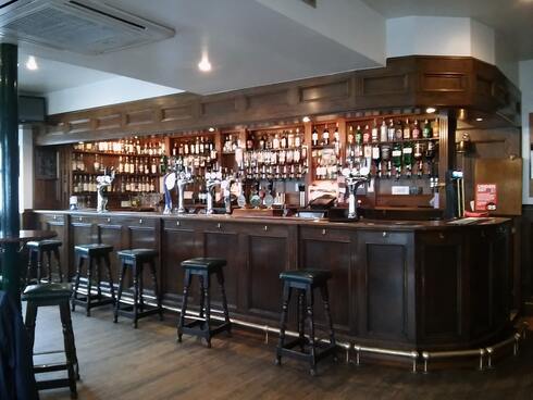 Пабы и бары